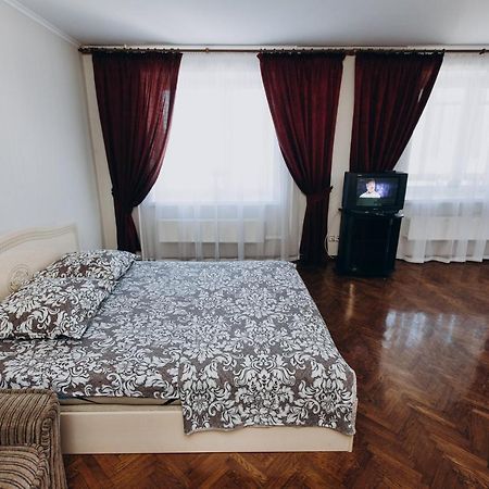 Apartment Centr Neer Manufaktura On Kharkovskaya Сумы Экстерьер фото