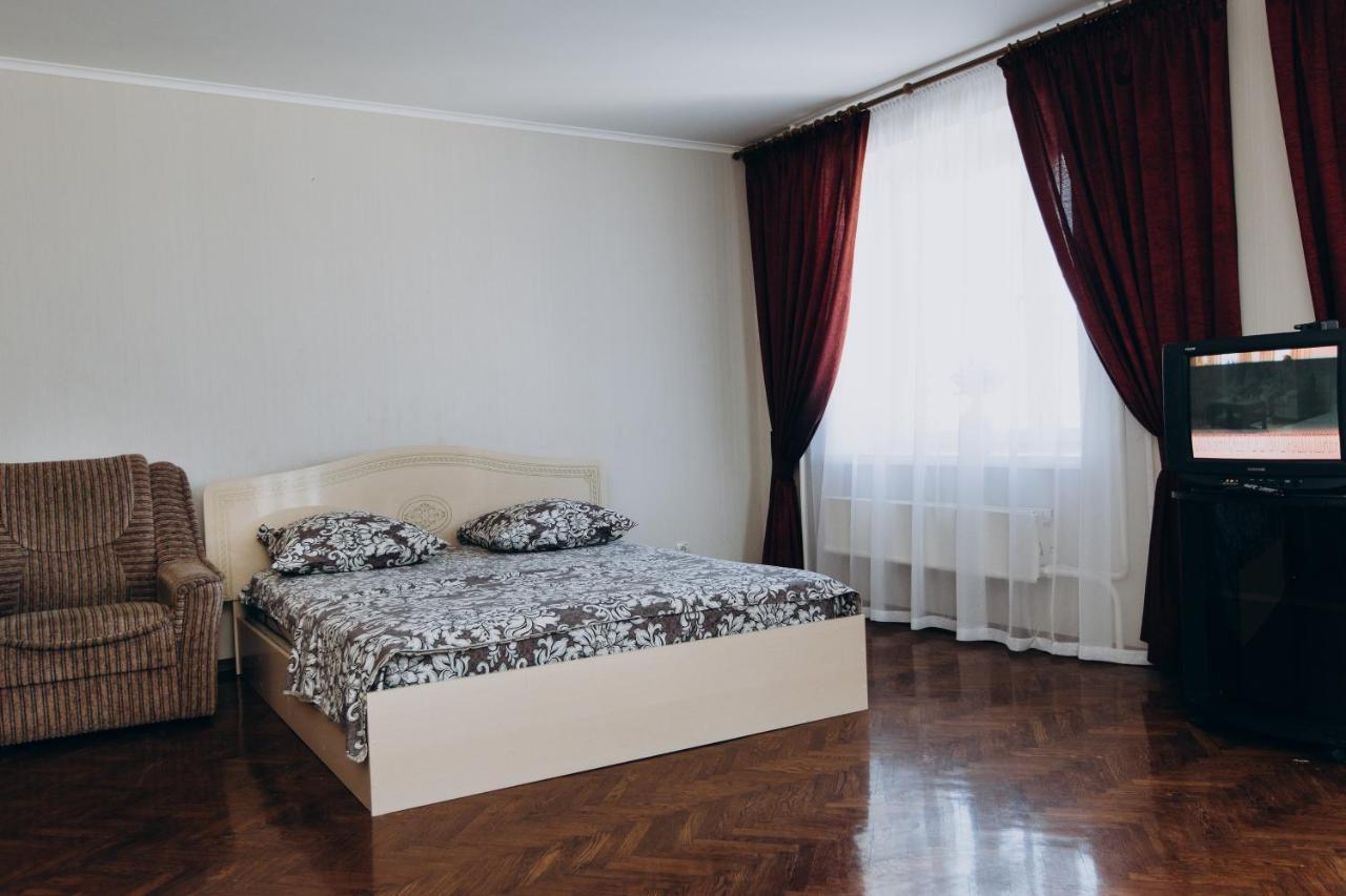 Apartment Centr Neer Manufaktura On Kharkovskaya Сумы Экстерьер фото